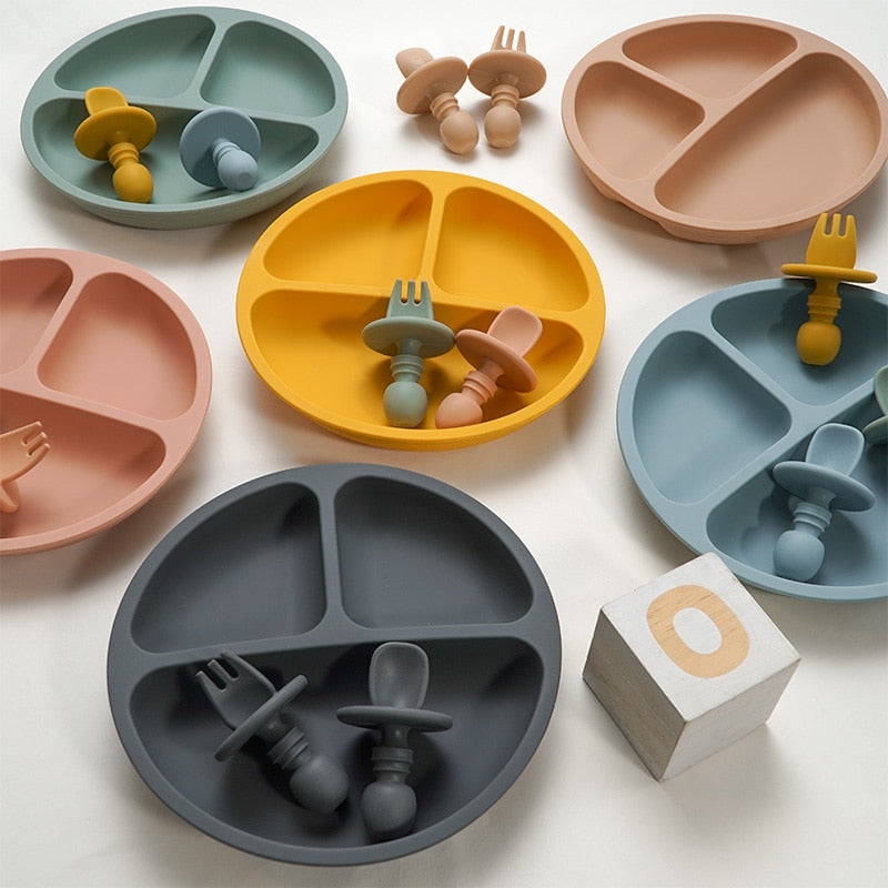 Fashion Solid Silicon Plate Set For Baby plate set Kids Training Feeding Dinnerware Baby Learning Plate Set With Fork Spoon BPA